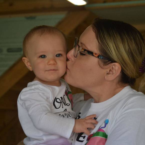 Meet your Posher, Nichole - Picture 1 of 1